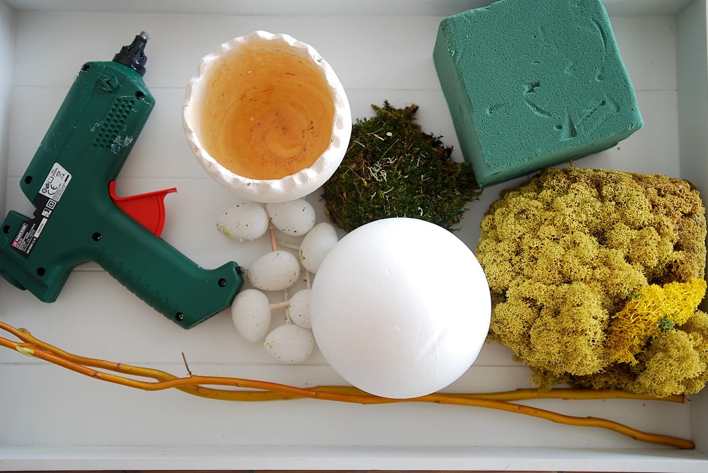 drzewko wielkanocne diy