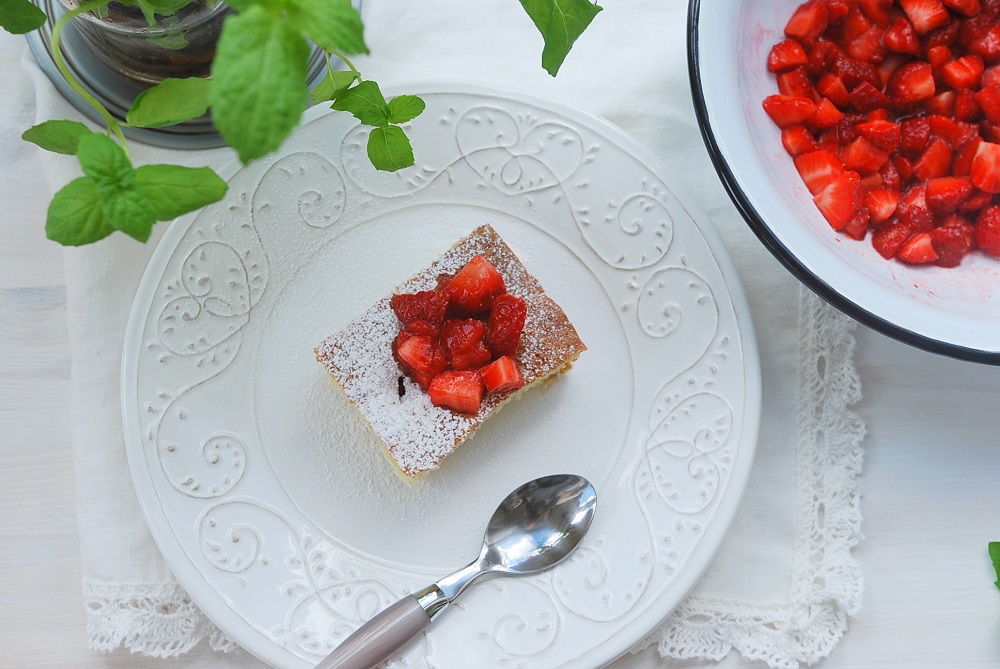 przepis na ciasto z truskawkami